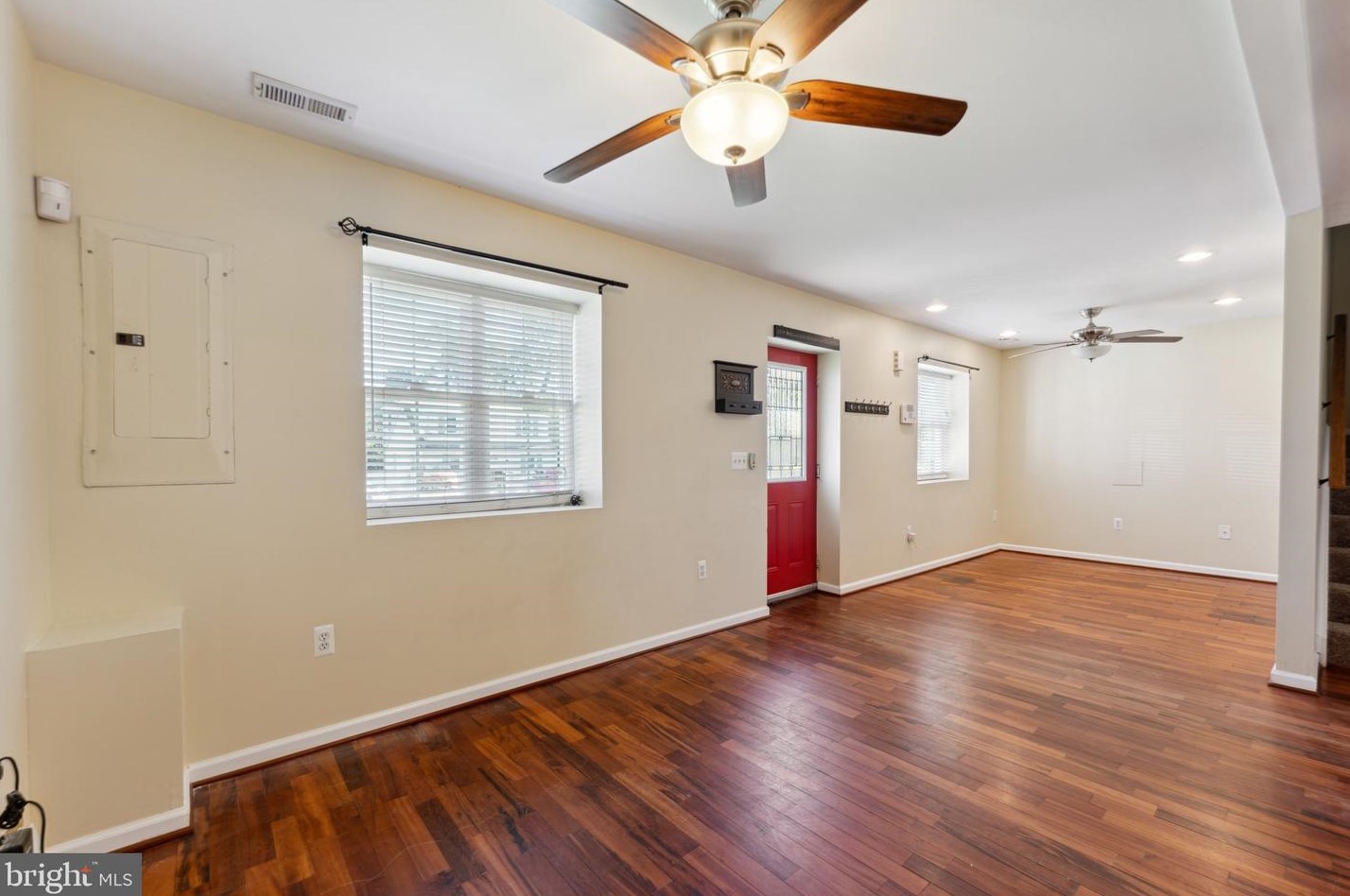 3124 Baybriar Rd, Baltimore, MD 21222-5403