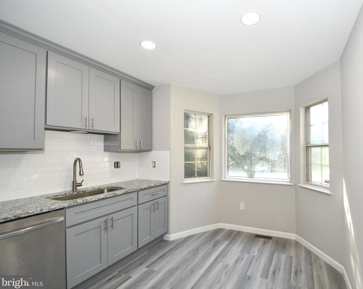 4 Mainview Ct, McDonogh Run, MD 21133
