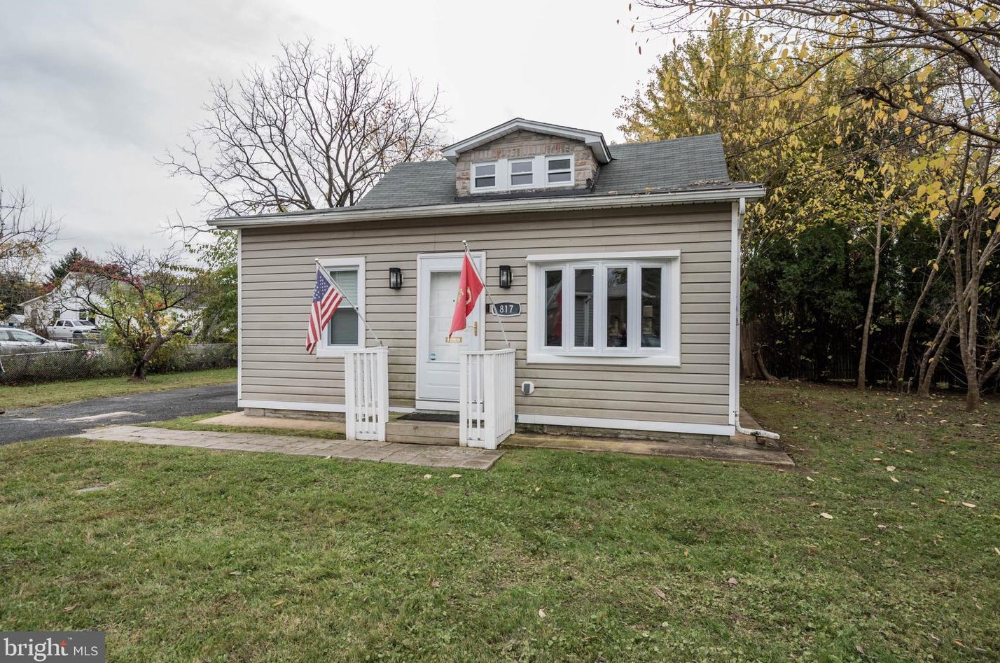 817 Platinum Ave, Baltimore, MD 21221-5008