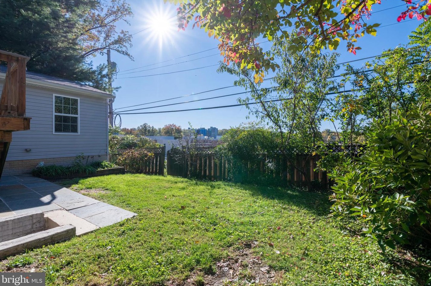 407 Alabama Rd, Baltimore MD  exterior