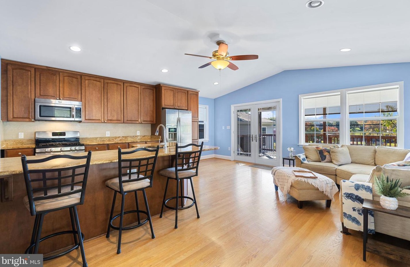 407 Alabama Rd, Baltimore MD  exterior