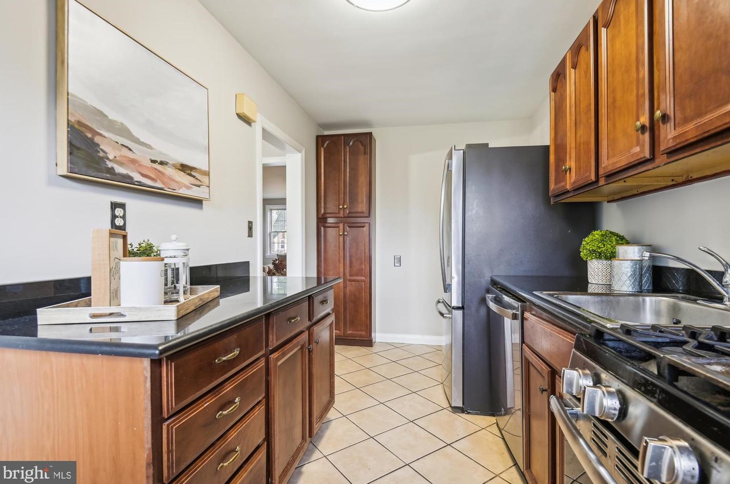 415 Lambeth Rd, Baltimore MD 21228-1842 exterior