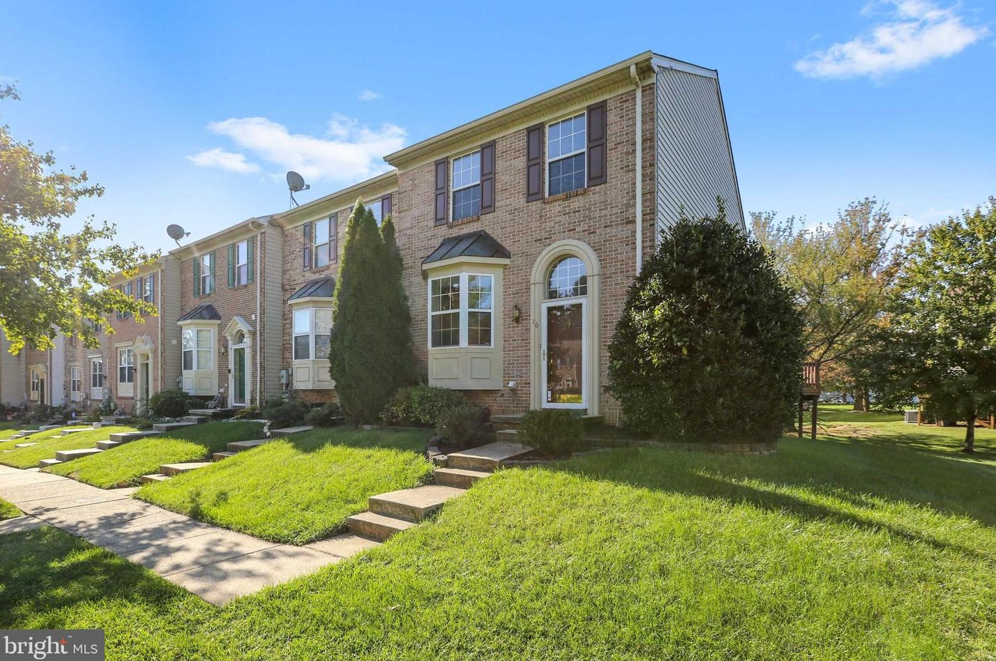 16 Star Ct, Baltimore, MD 21208-5858