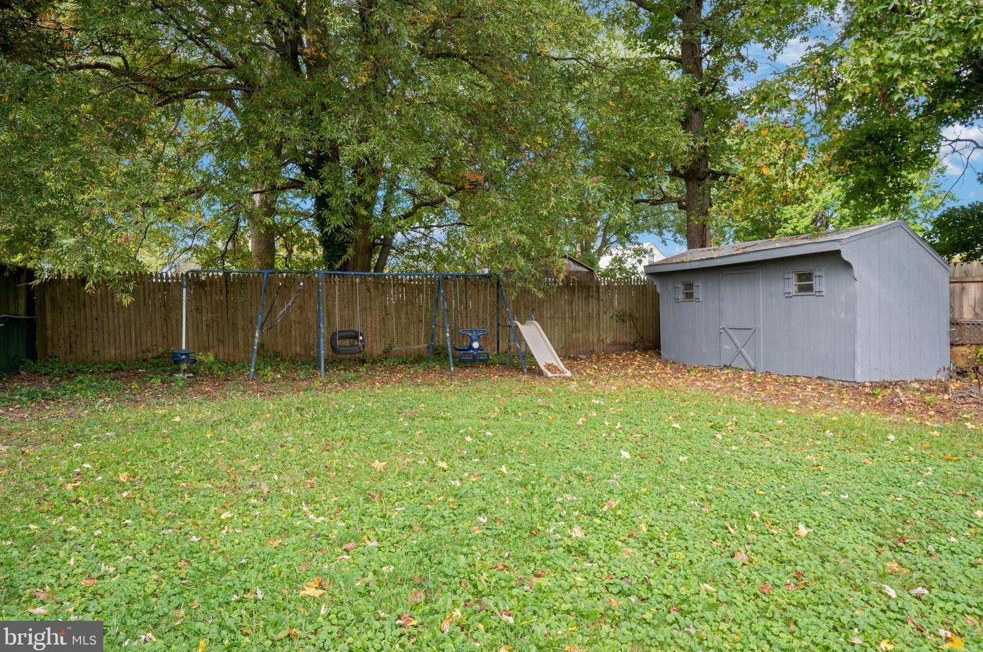 428 Margaret Ave, Baltimore MD 21221-6704 exterior