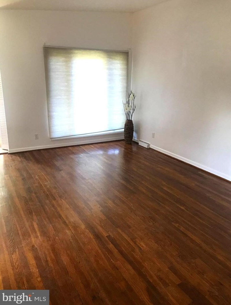 6624 Chippewa Dr, Baltimore MD  21209-1512 exterior