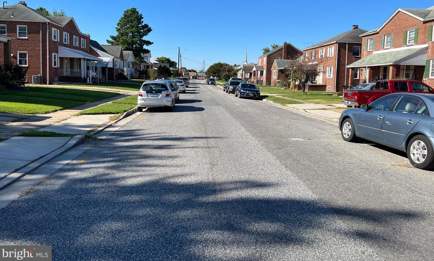 6821 Youngstown Ave, Baltimore MD  21222-1113 exterior