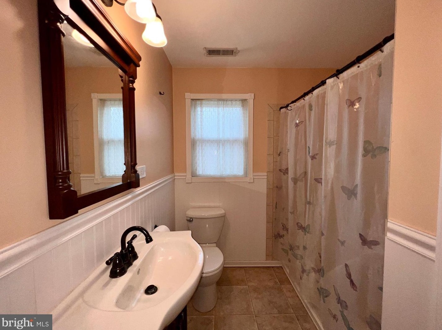 6821 Youngstown Ave, Baltimore MD  21222-1113 exterior