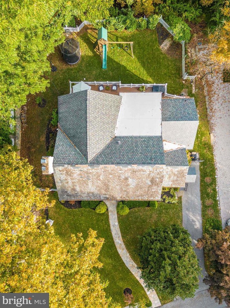 6421 Murray Hl Rd, Baltimore MD 21212-1028 exterior