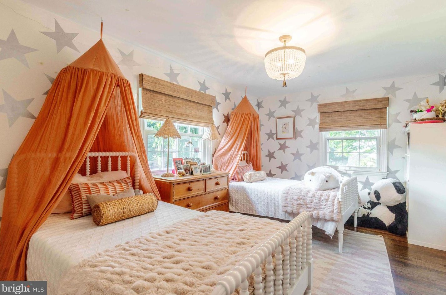 6421 Murray Hl Rd, Baltimore MD 21212-1028 exterior