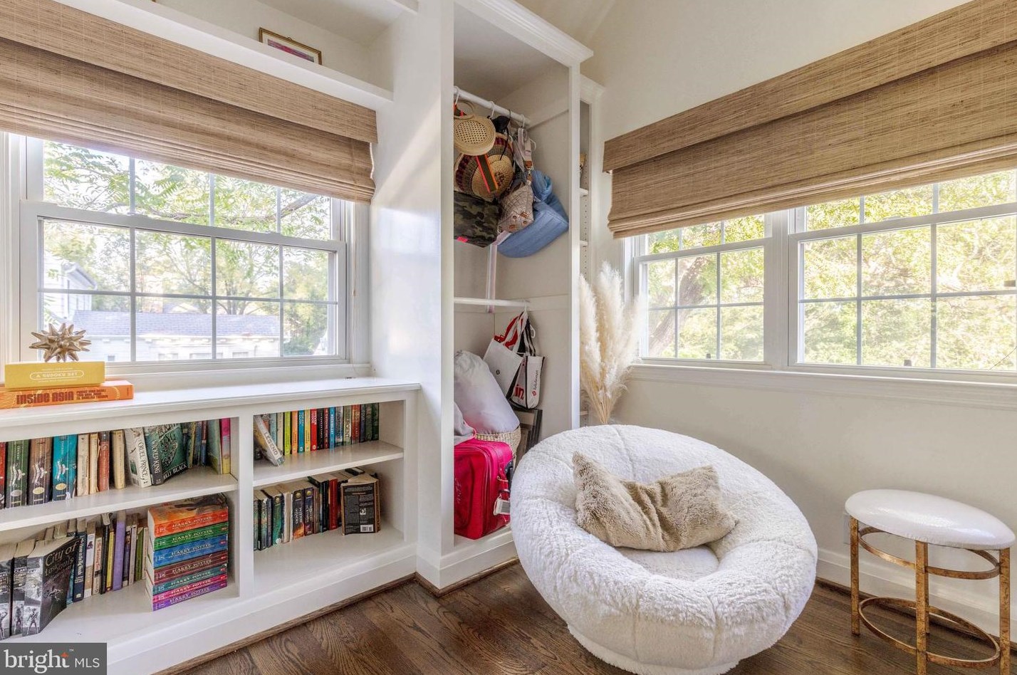 6421 Murray Hl Rd, Baltimore MD 21212-1028 exterior