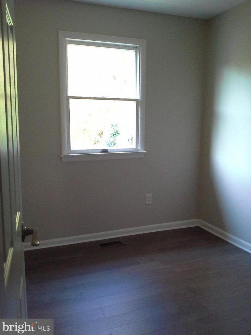 9907 Maidbrook Rd, Baltimore MD 21234-1241 exterior