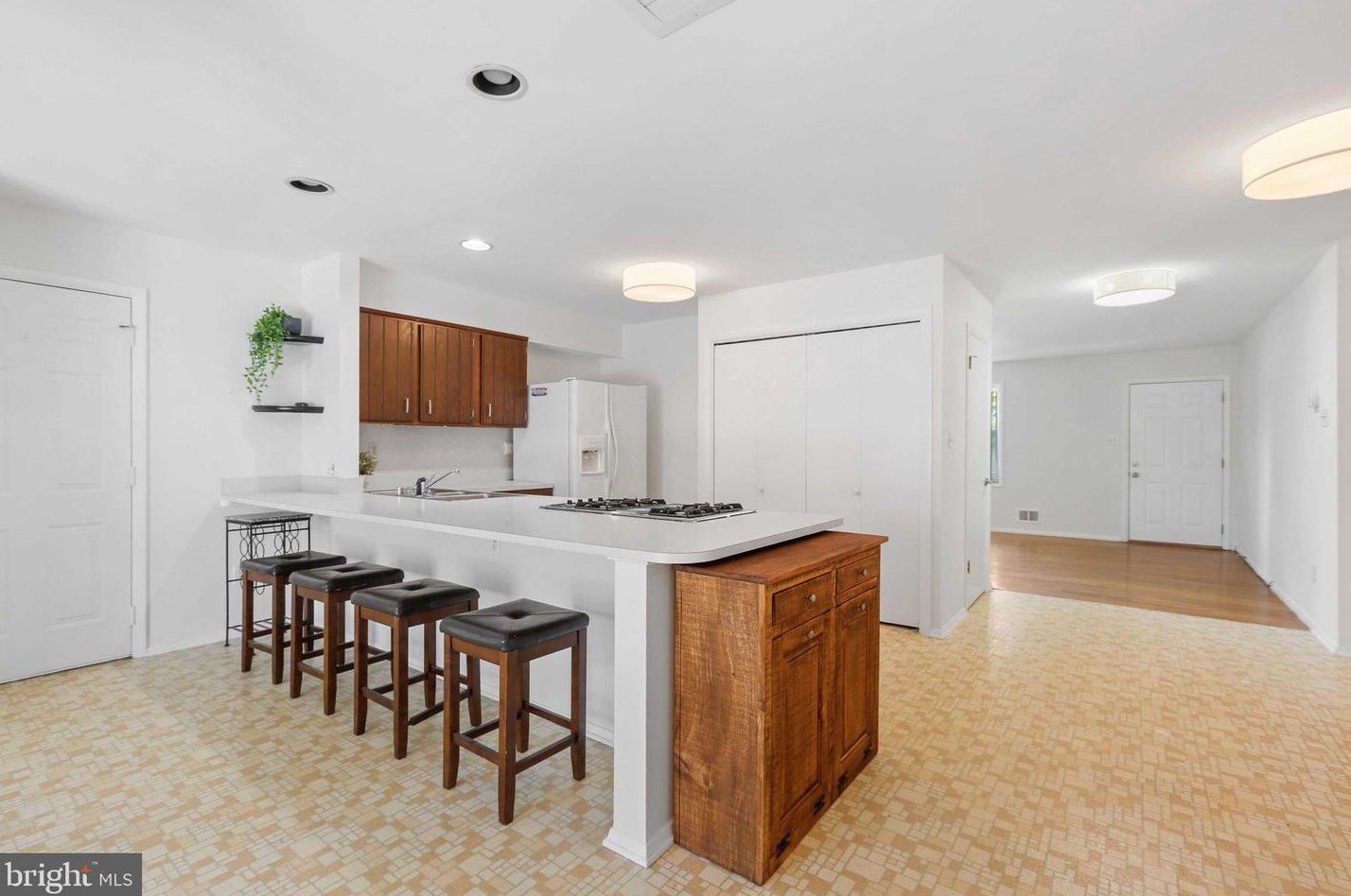 1316 Hilton St, Baltimore MD  21229-2034 exterior