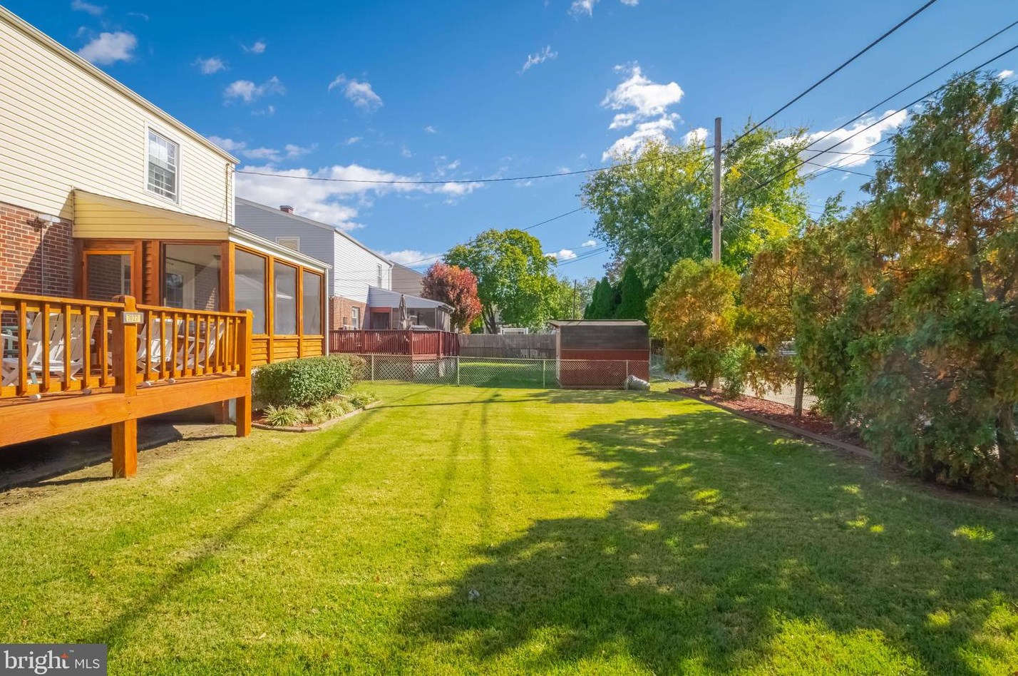 7027 Dunhill Rd, Baltimore MD 21222-5917 exterior