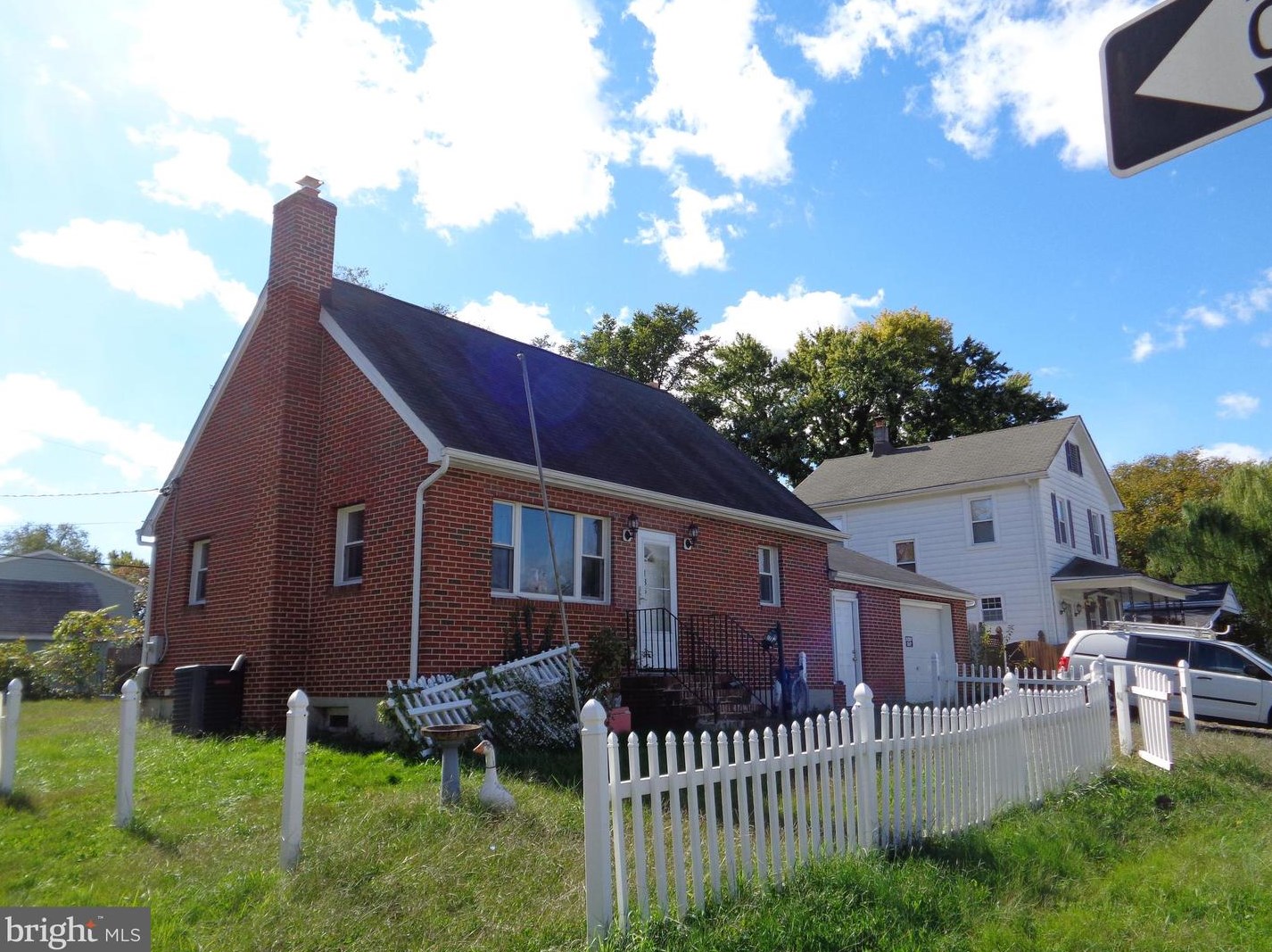 135 Hazel Ave, Baltimore, MD 21227-3019