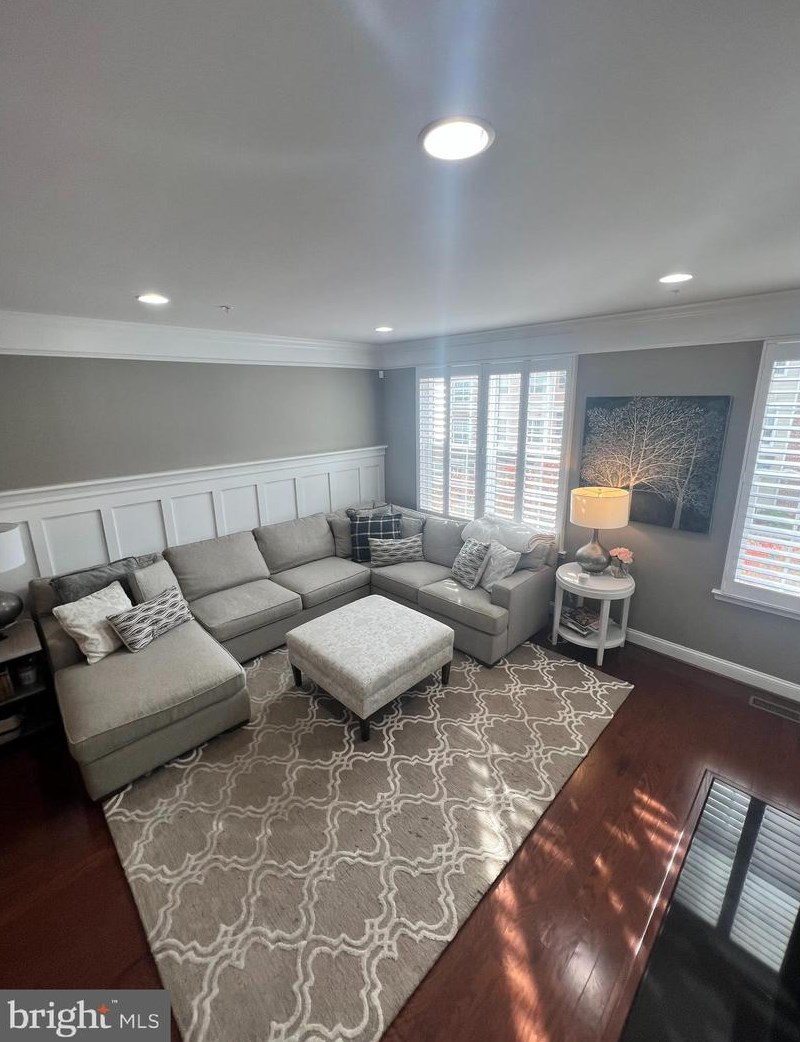 71 Linden, Baltimore, MD 21286