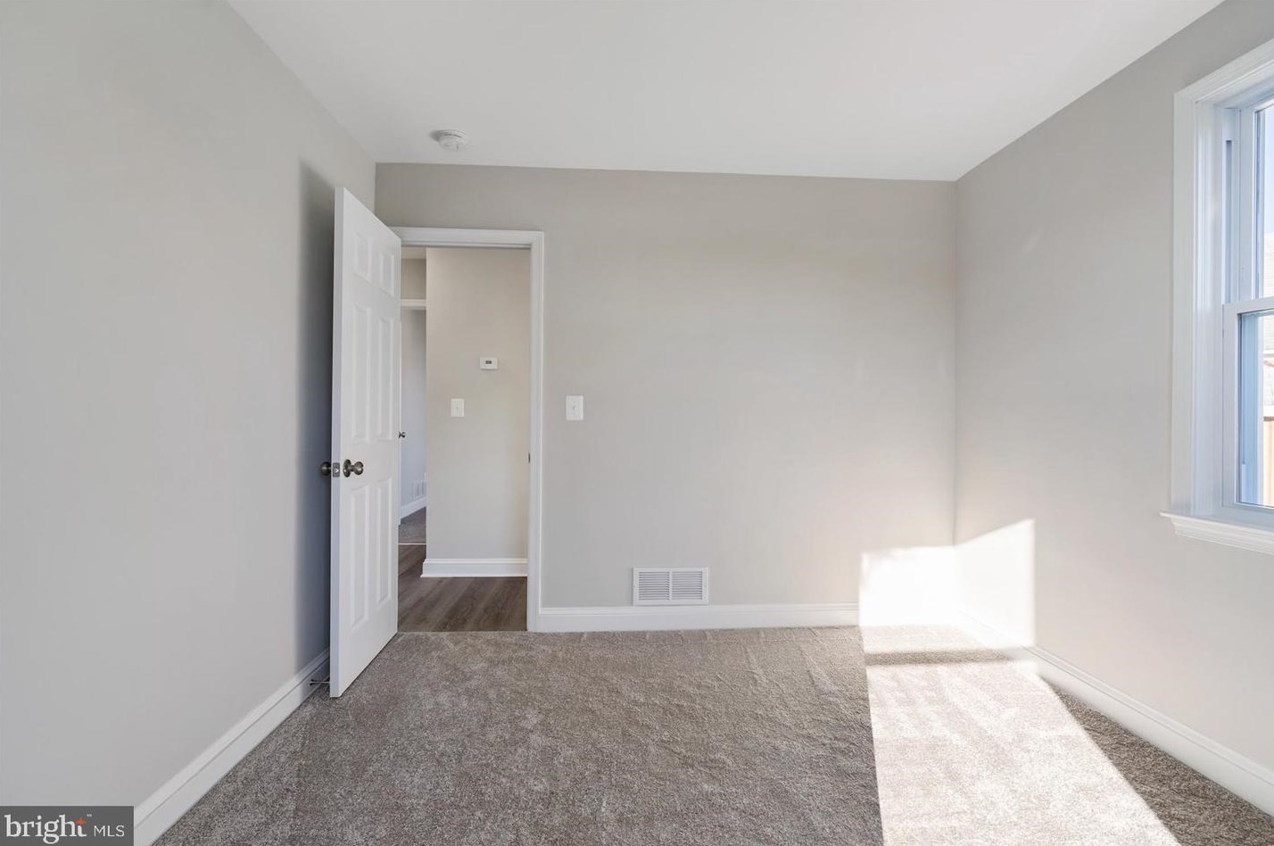 6503 Hazelwood Ct, Baltimore MD  21237-1907 exterior