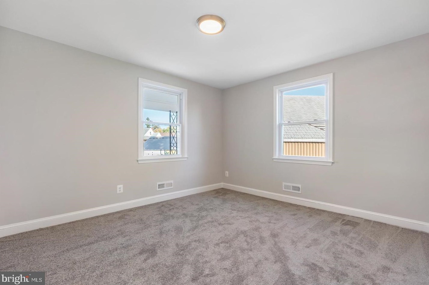 6503 Hazelwood Ct, Baltimore MD  21237-1907 exterior