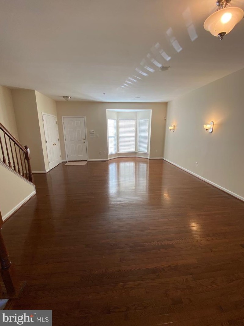 36 Ironwood Cir, Baltimore, MD 21209-1757