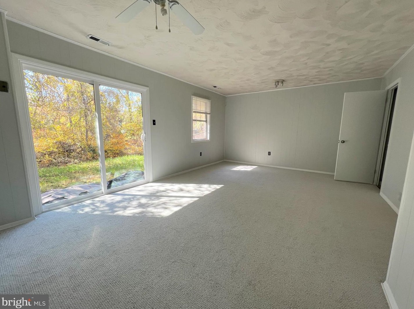 19 Middleview Ct, Baltimore MD  21244-2621 exterior