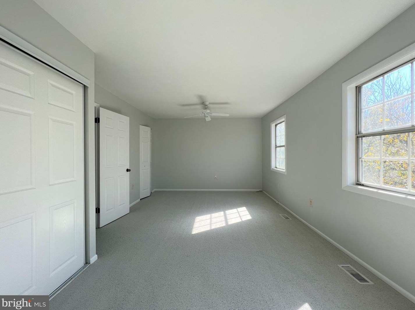 19 Middleview Ct, Baltimore MD  21244-2621 exterior