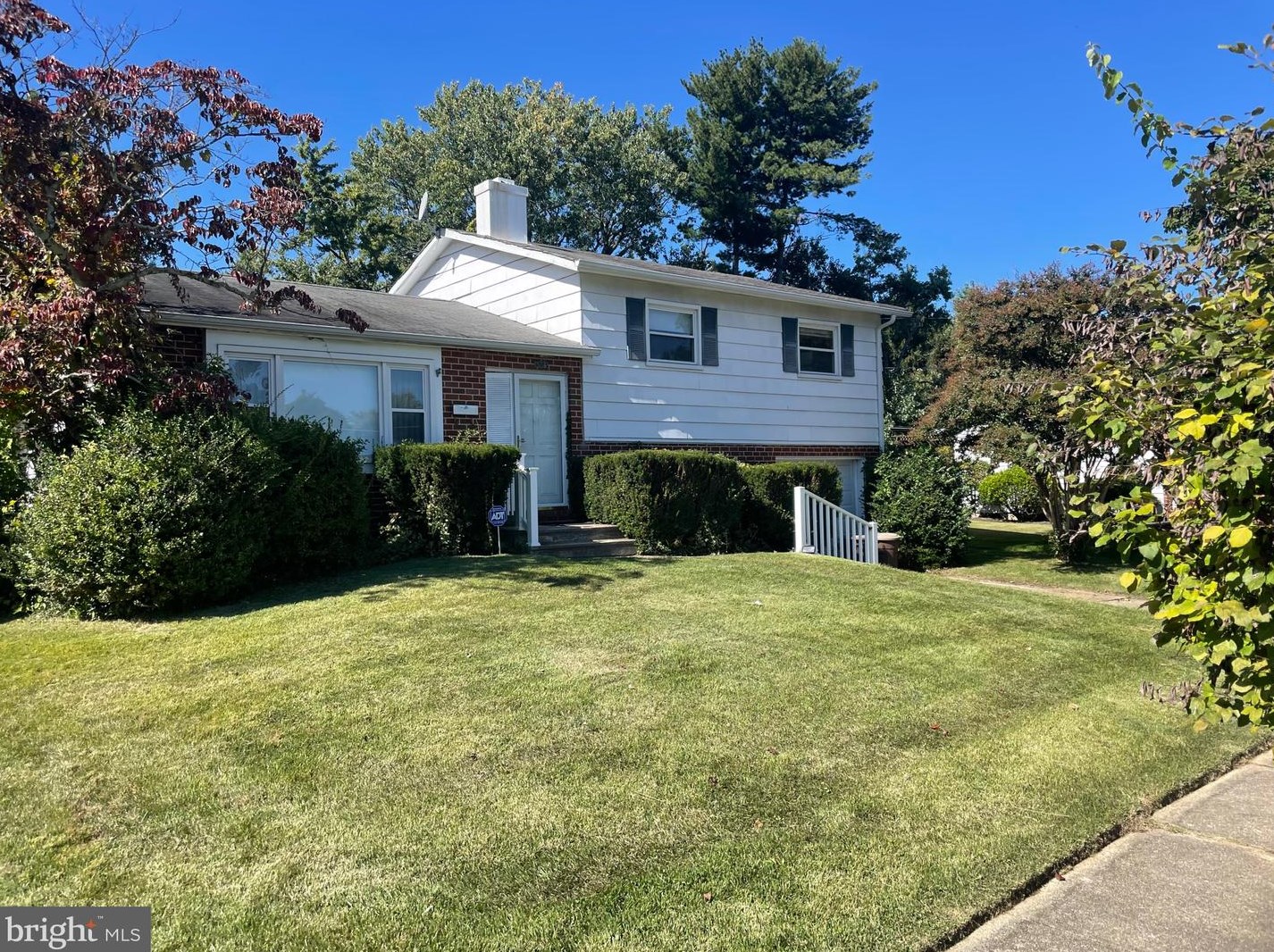 6008 Black Friars Cir, Baltimore, MD 21228-2705