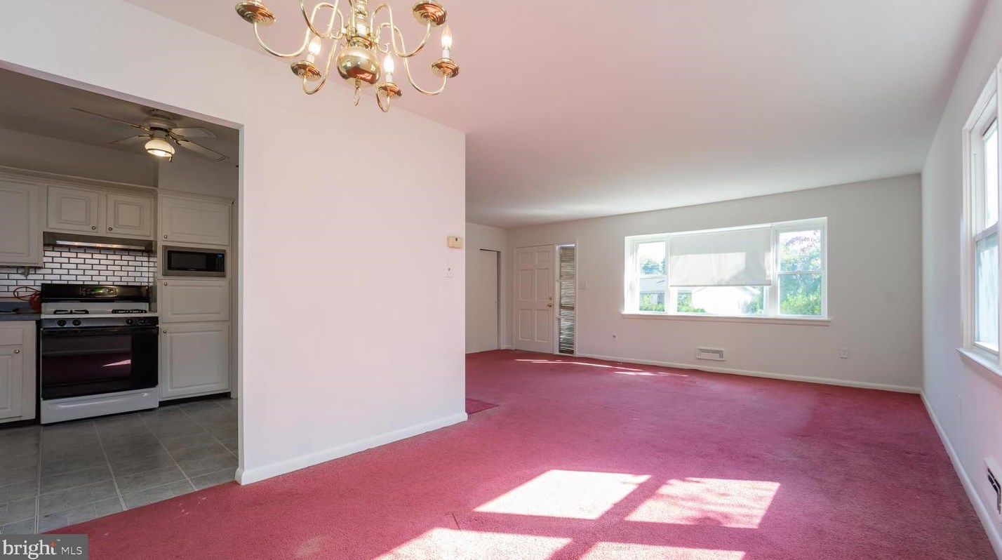 6008 Black Friars Cir, Baltimore MD 21228-2706 exterior