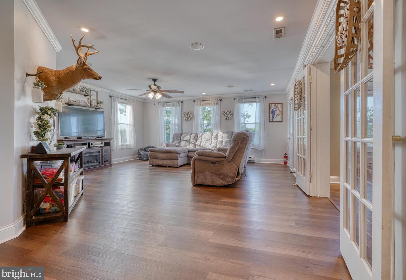 336 Ida Ave, Baltimore MD  21221-4737 exterior