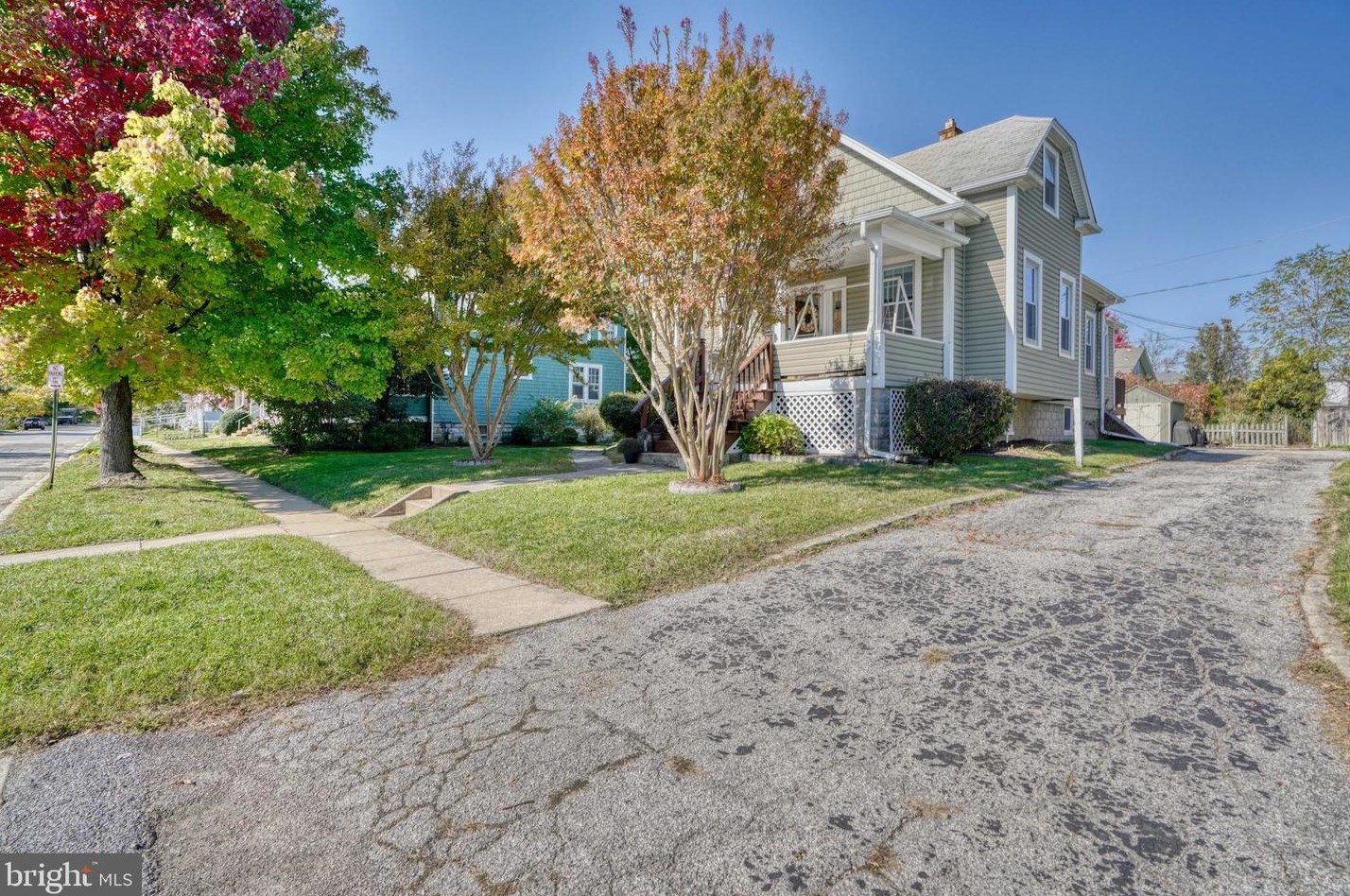 130 Clarendon Ave, Baltimore, MD 21208-4810