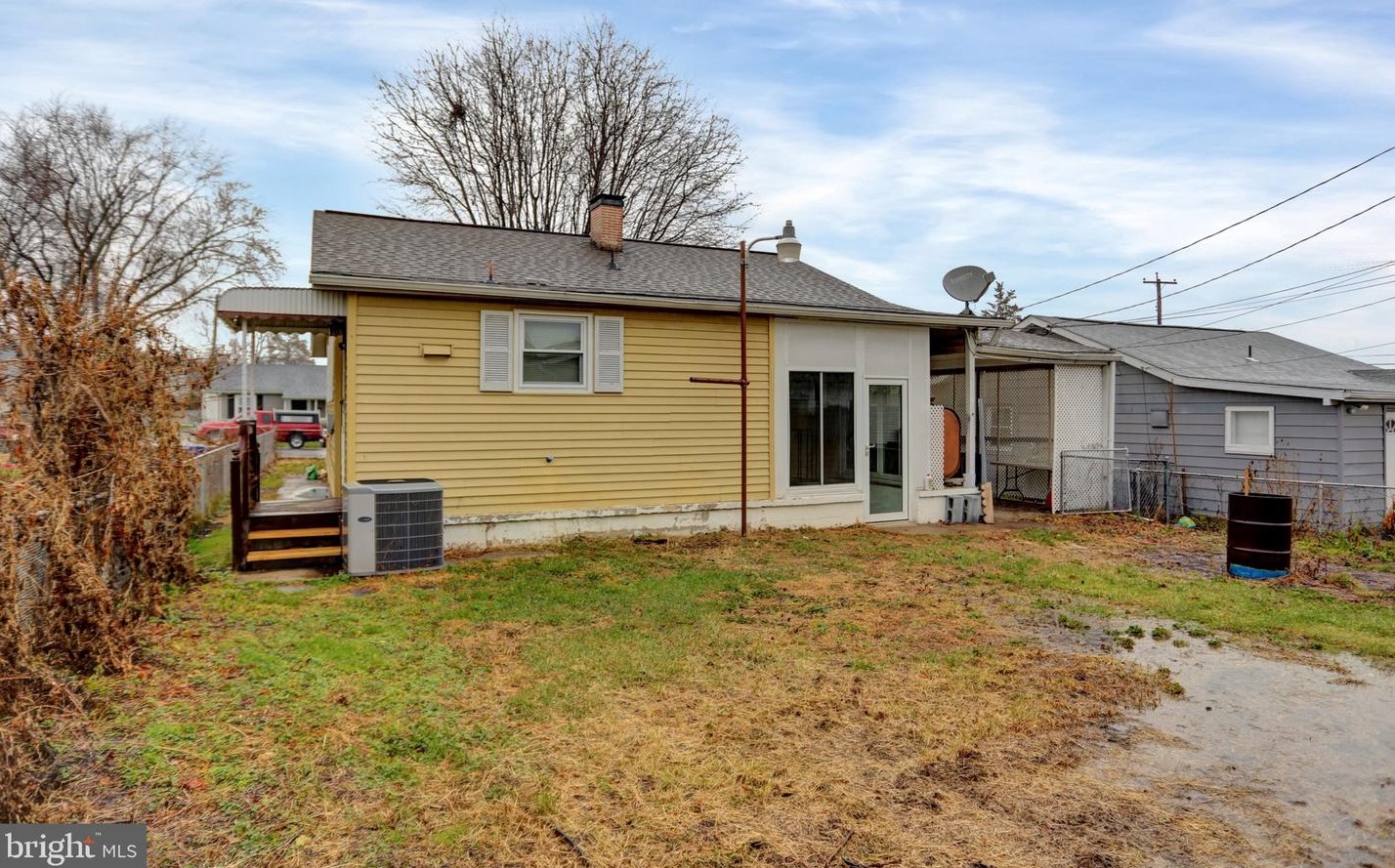 28 Blister St, Baltimore MD  21220-4605 exterior