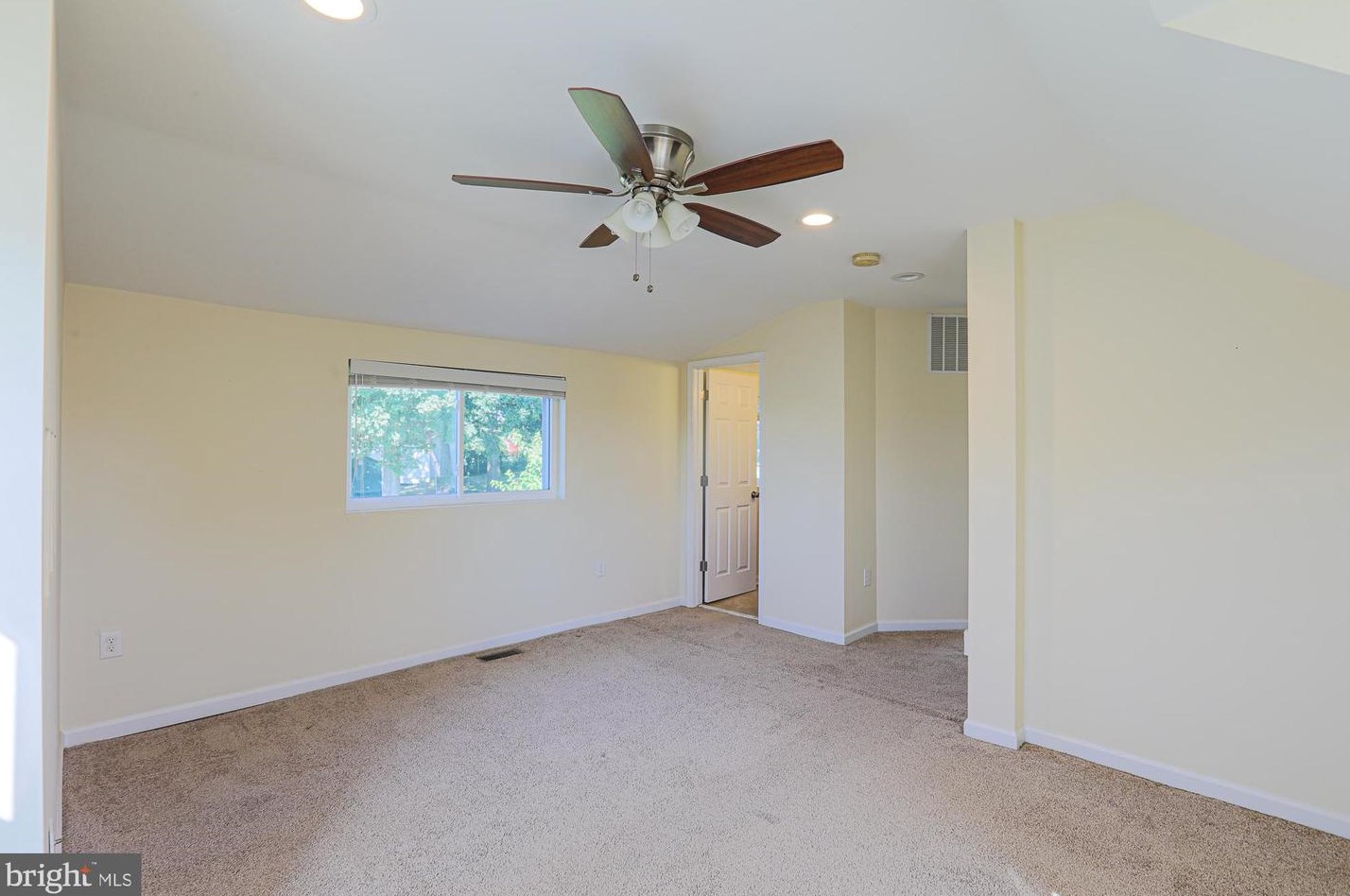 1225 Berk Ave, Baltimore MD  21237-2933 exterior