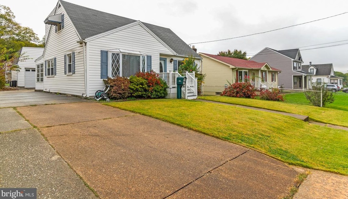 1703 Bayard Ave, Baltimore, MD 21222-1802