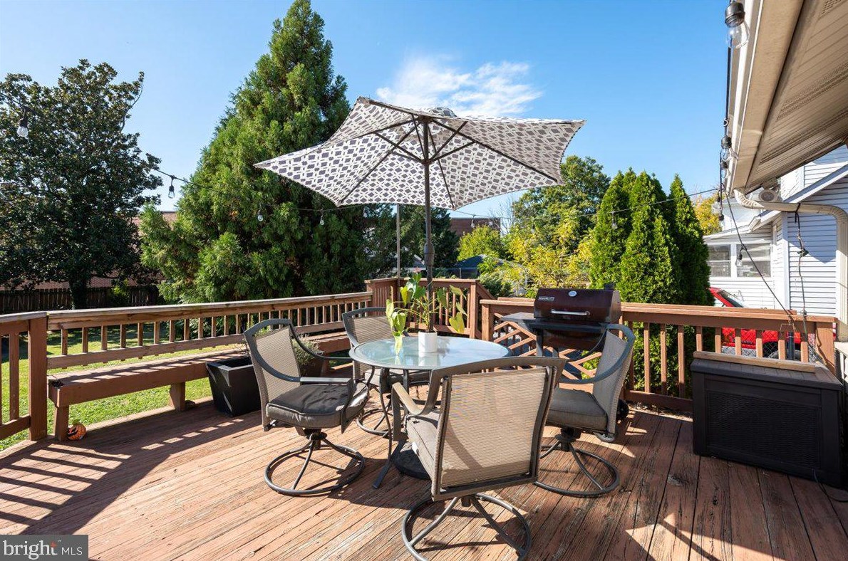 1327 Birch Ave, Baltimore MD  21227-2626 exterior