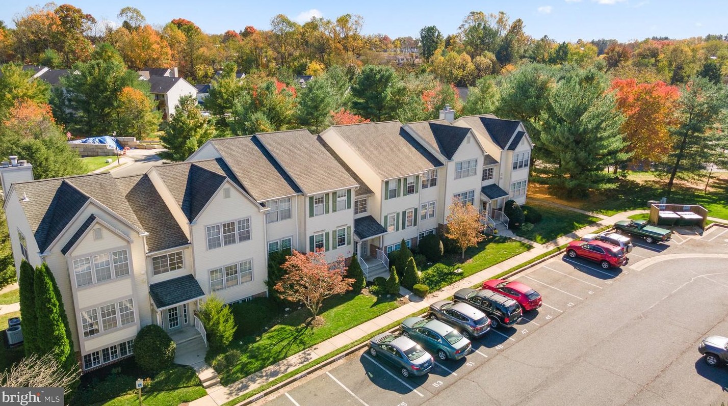 55 Bridle Ln, Baltimore, MD 21236-4853