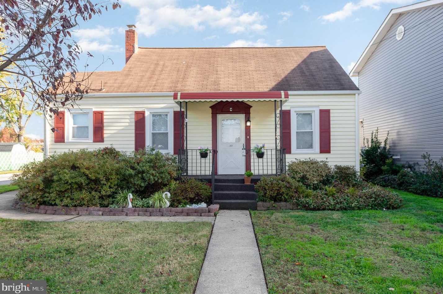 2827 Ross Ave, Baltimore, MD 21219-1226