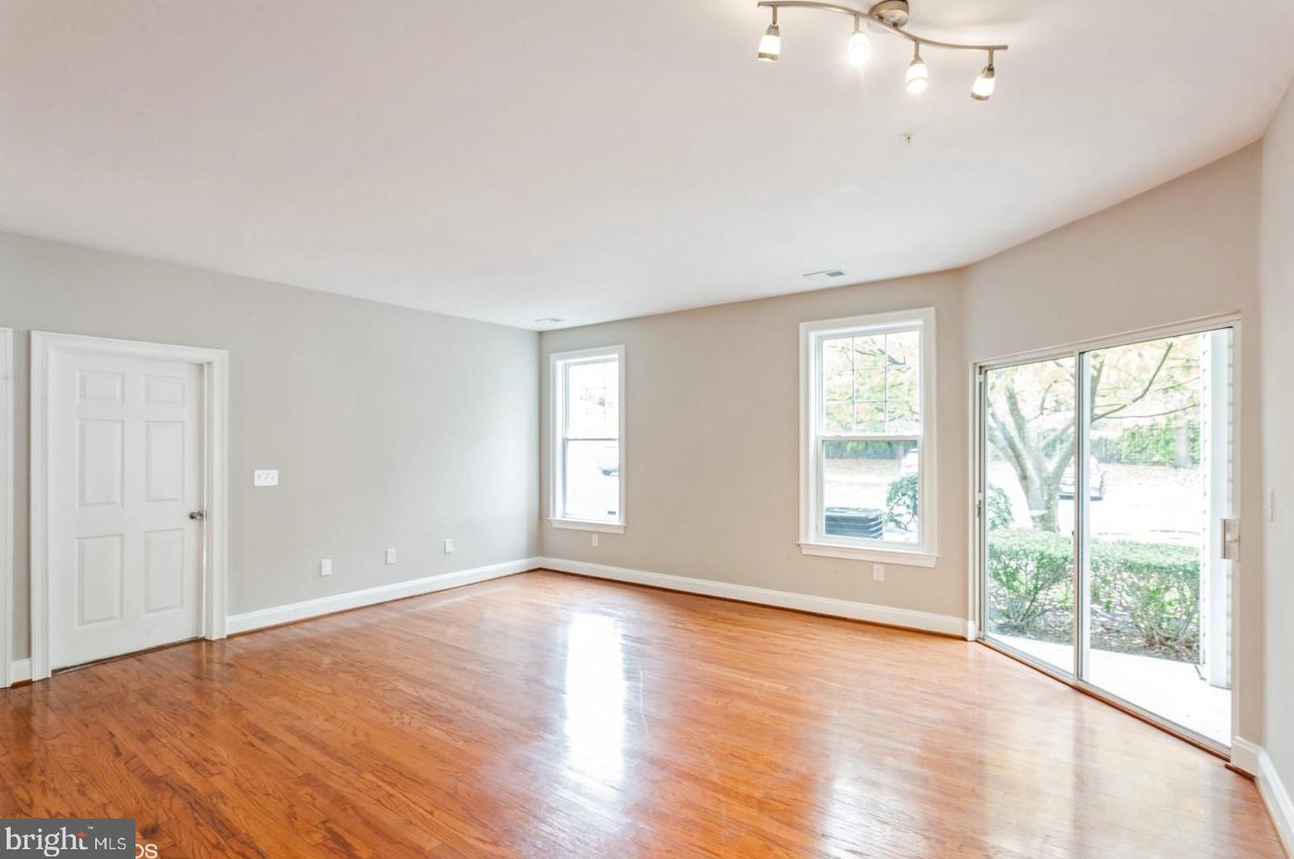 2807 Gresham Way, Baltimore, MD 21244-1977