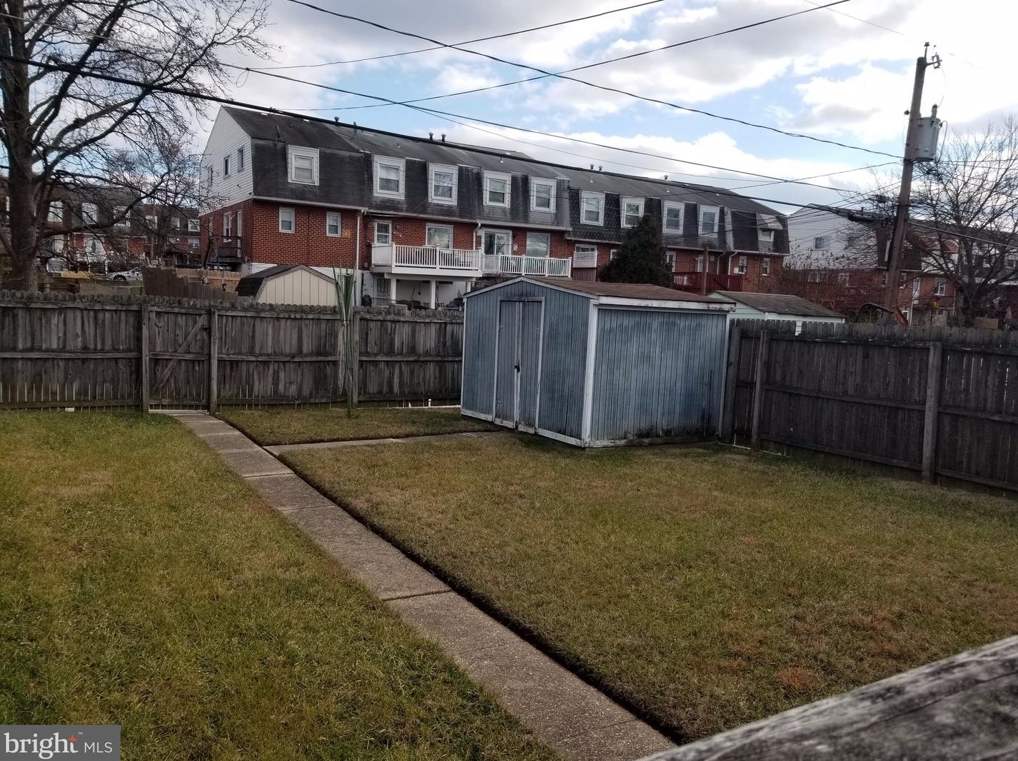 5687 Utrecht Rd, Baltimore, MD 21206-2904