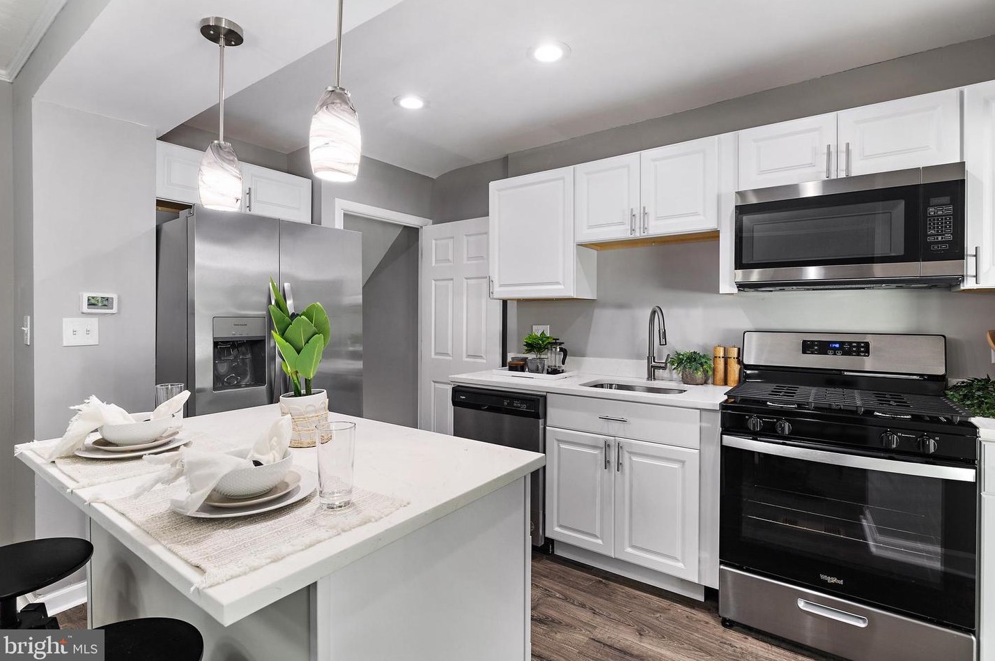 4406 Scotia Rd, Baltimore MD 21227-4811 exterior