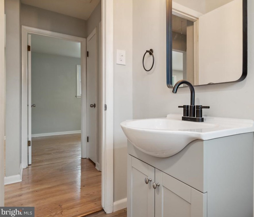 7910 Oakdale Ave, Baltimore MD  21237-2761 exterior