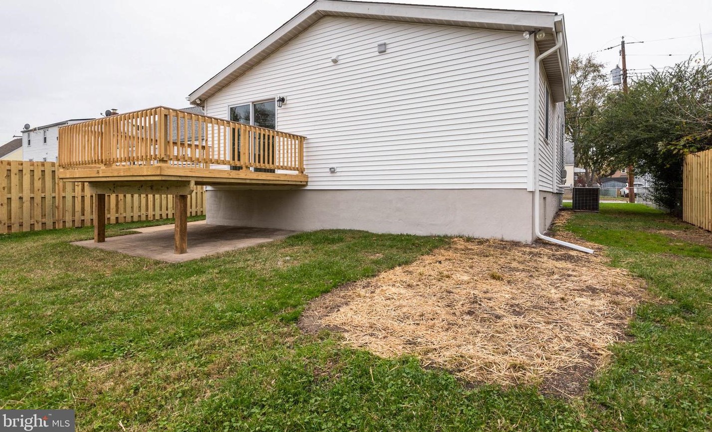 609 Virginia Ave, Baltimore MD  21221-4924 exterior