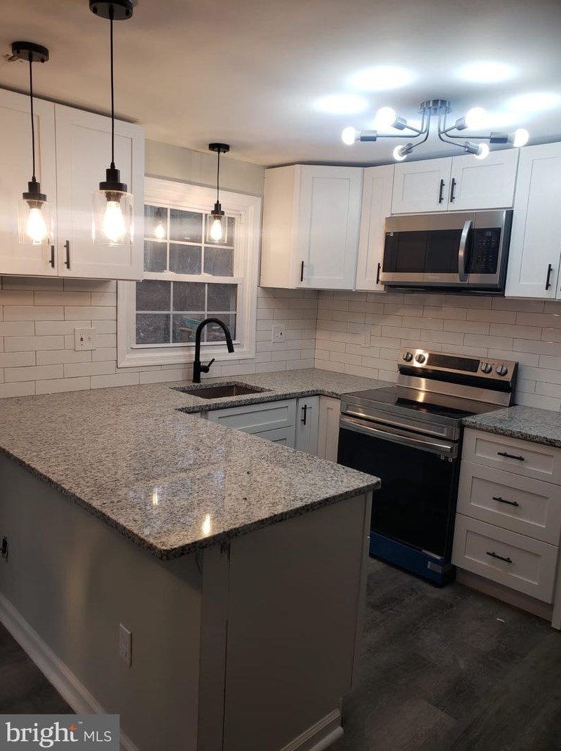 32 Baltistan Ct, Baltimore, MD 21237