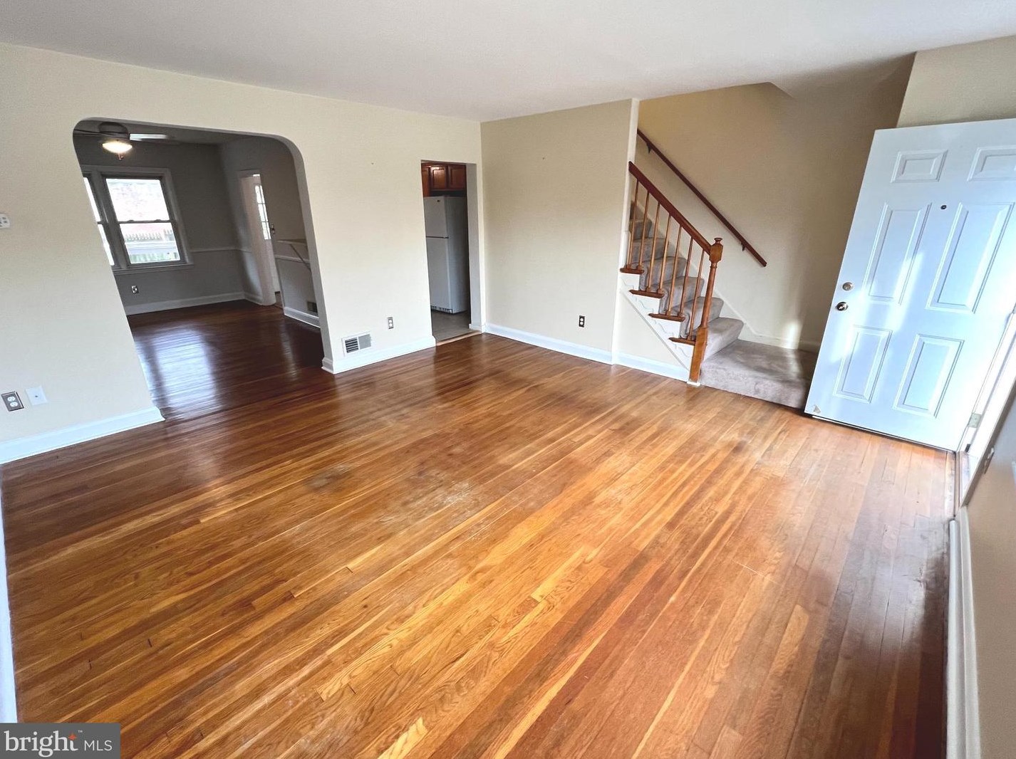 908 Radcliffe Rd, Baltimore MD  21204-2601 exterior