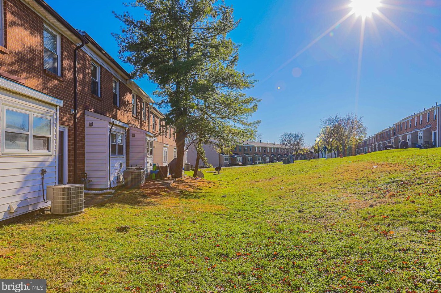 2614 Molton Way, Baltimore MD 21244-1925 exterior