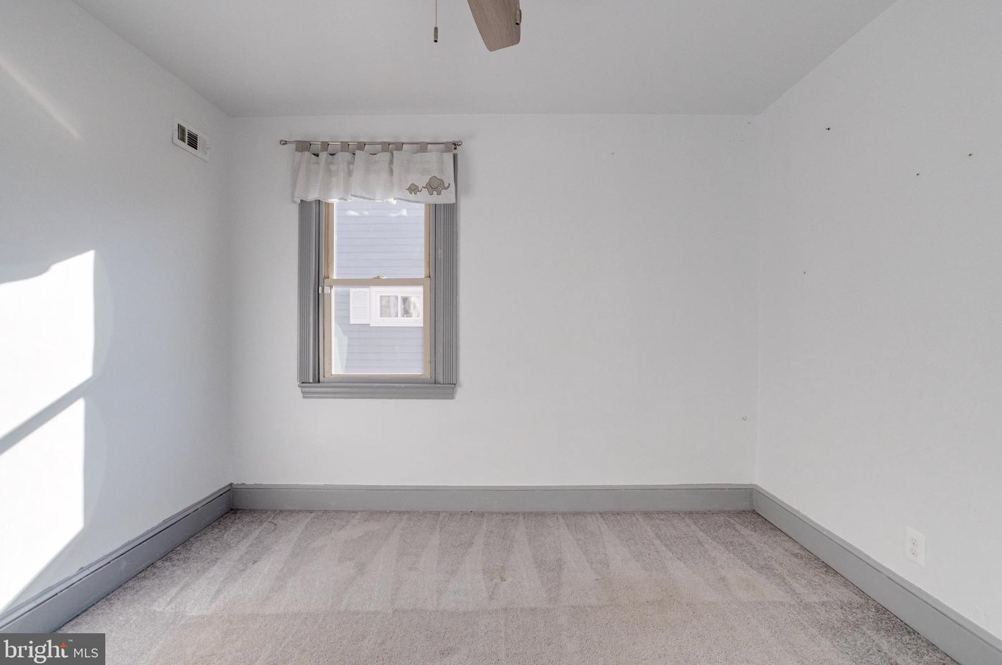 6803 River Drive Rd, Baltimore MD  21219-1127 exterior