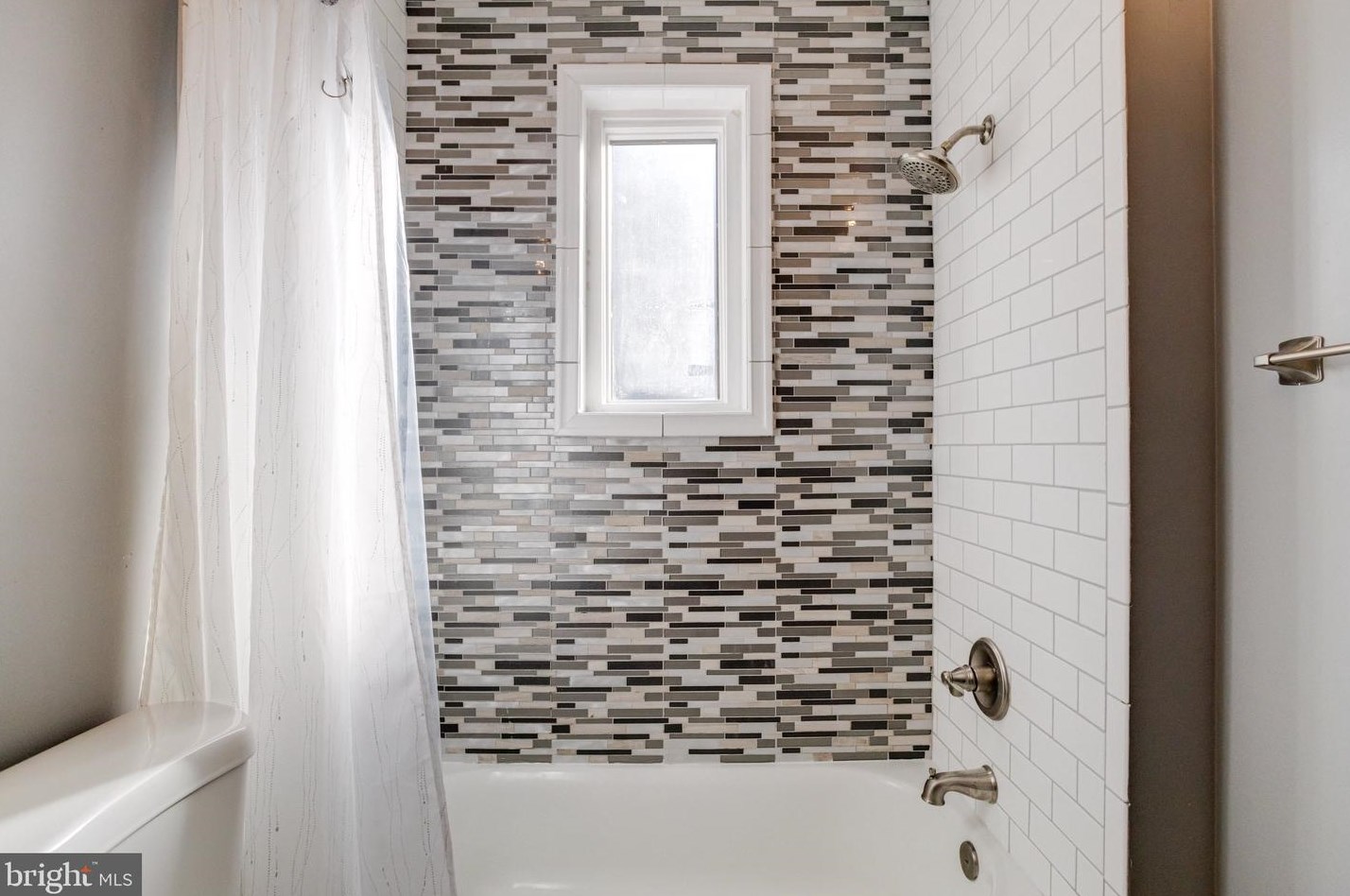 6803 River Drive Rd, Baltimore MD  21219-1127 exterior