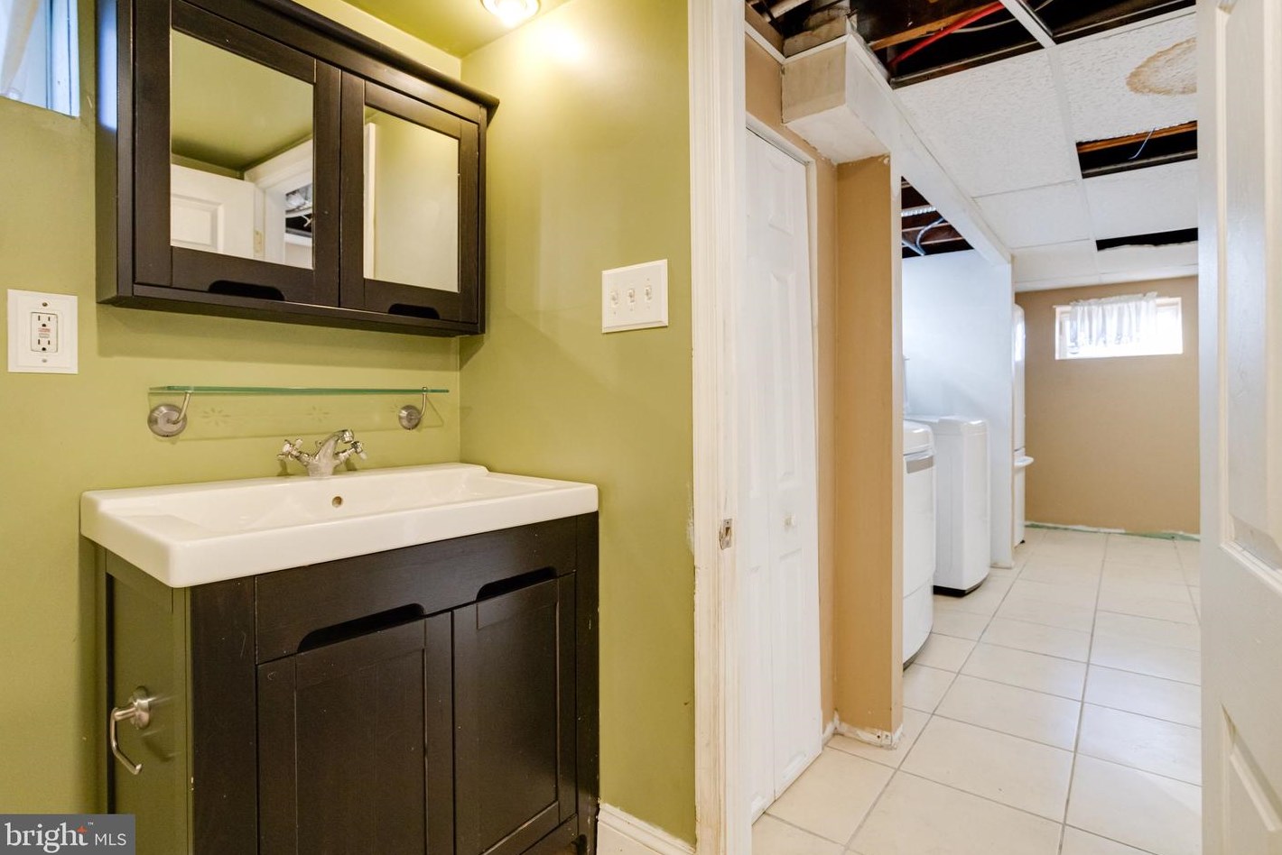 6803 River Drive Rd, Baltimore MD  21219-1127 exterior