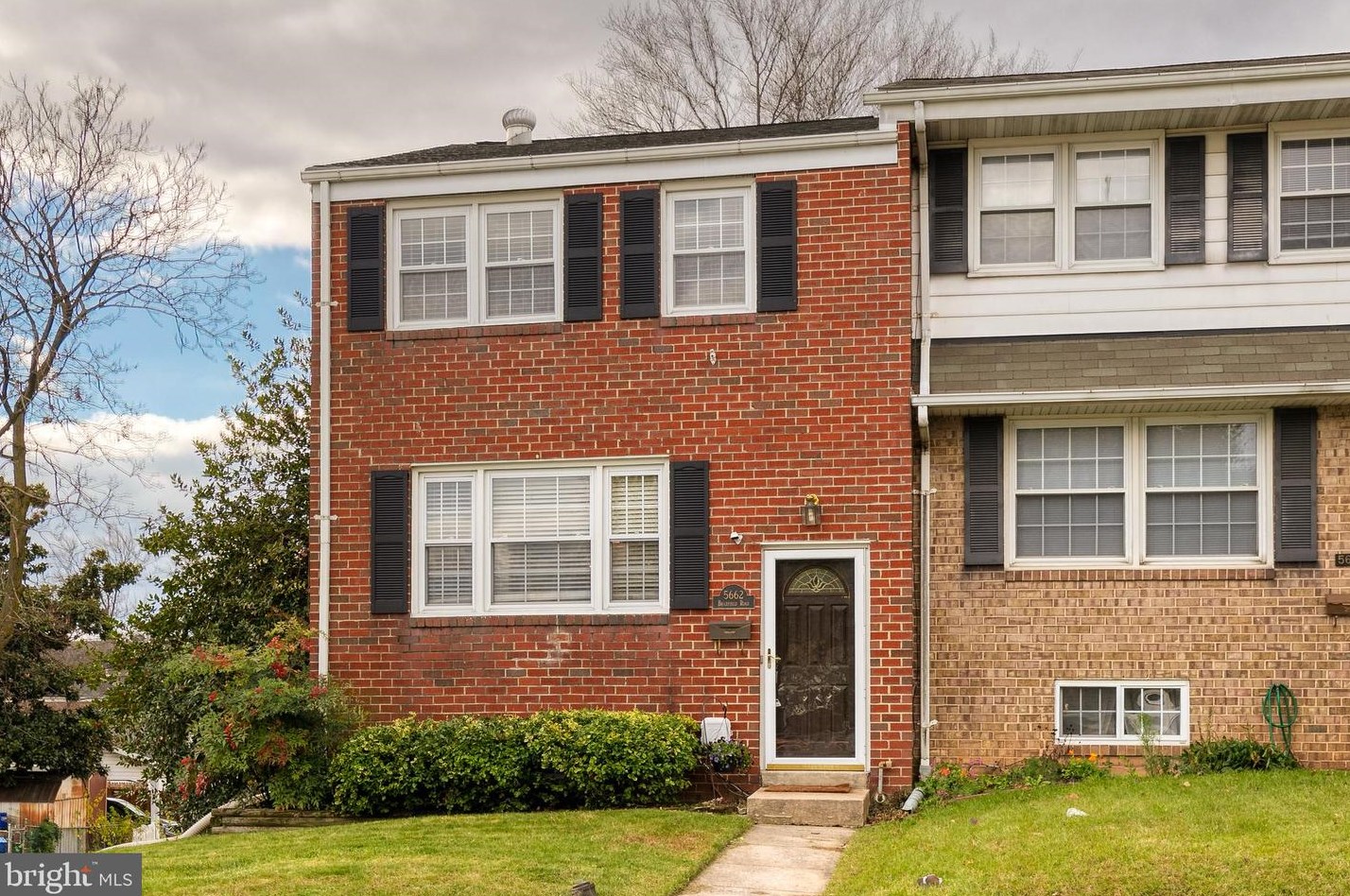 5662 Braxfield Rd, Baltimore, MD 21227-3803