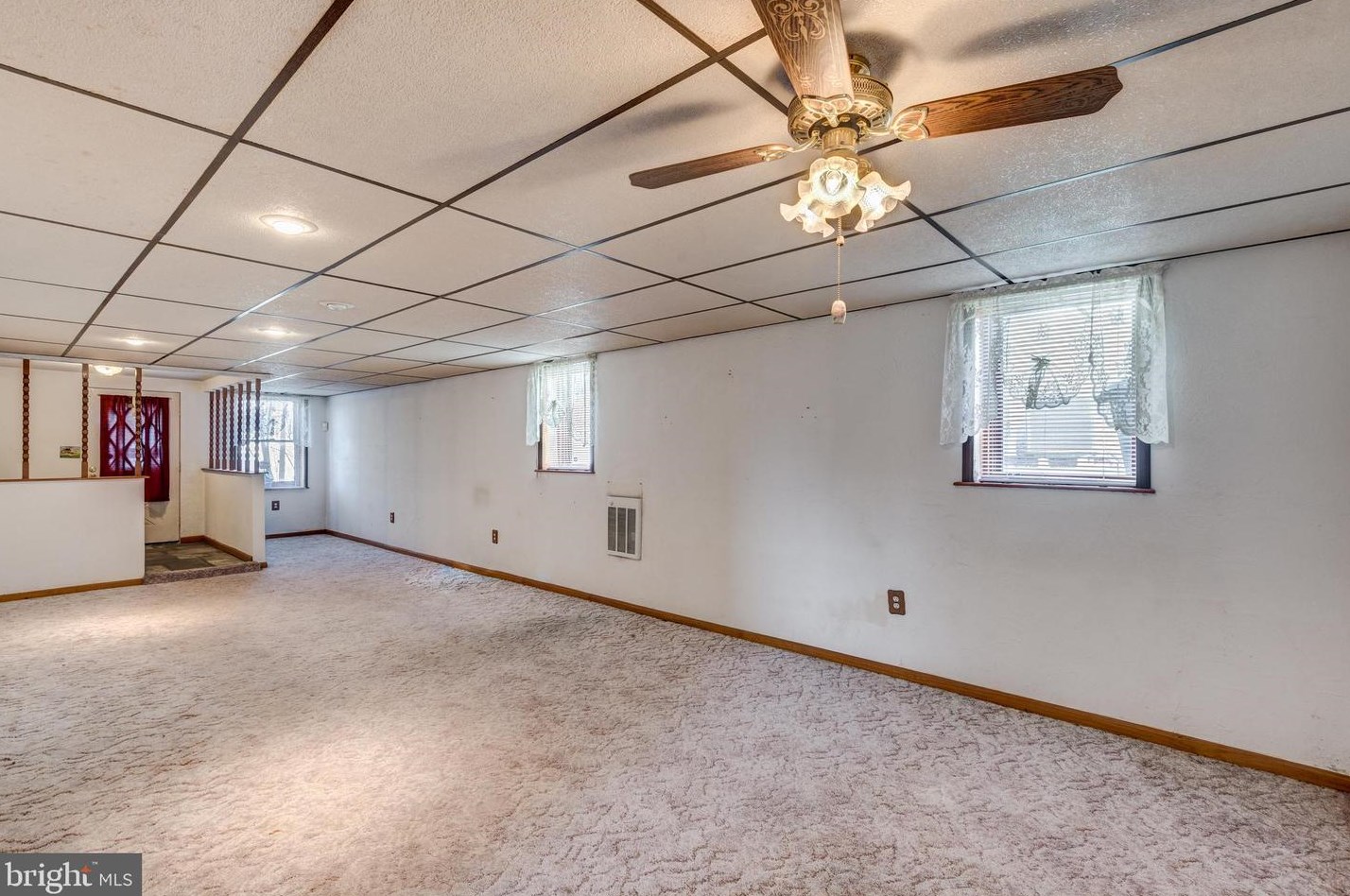 11 Rollwin Rd, Baltimore MD  21244-2835 exterior