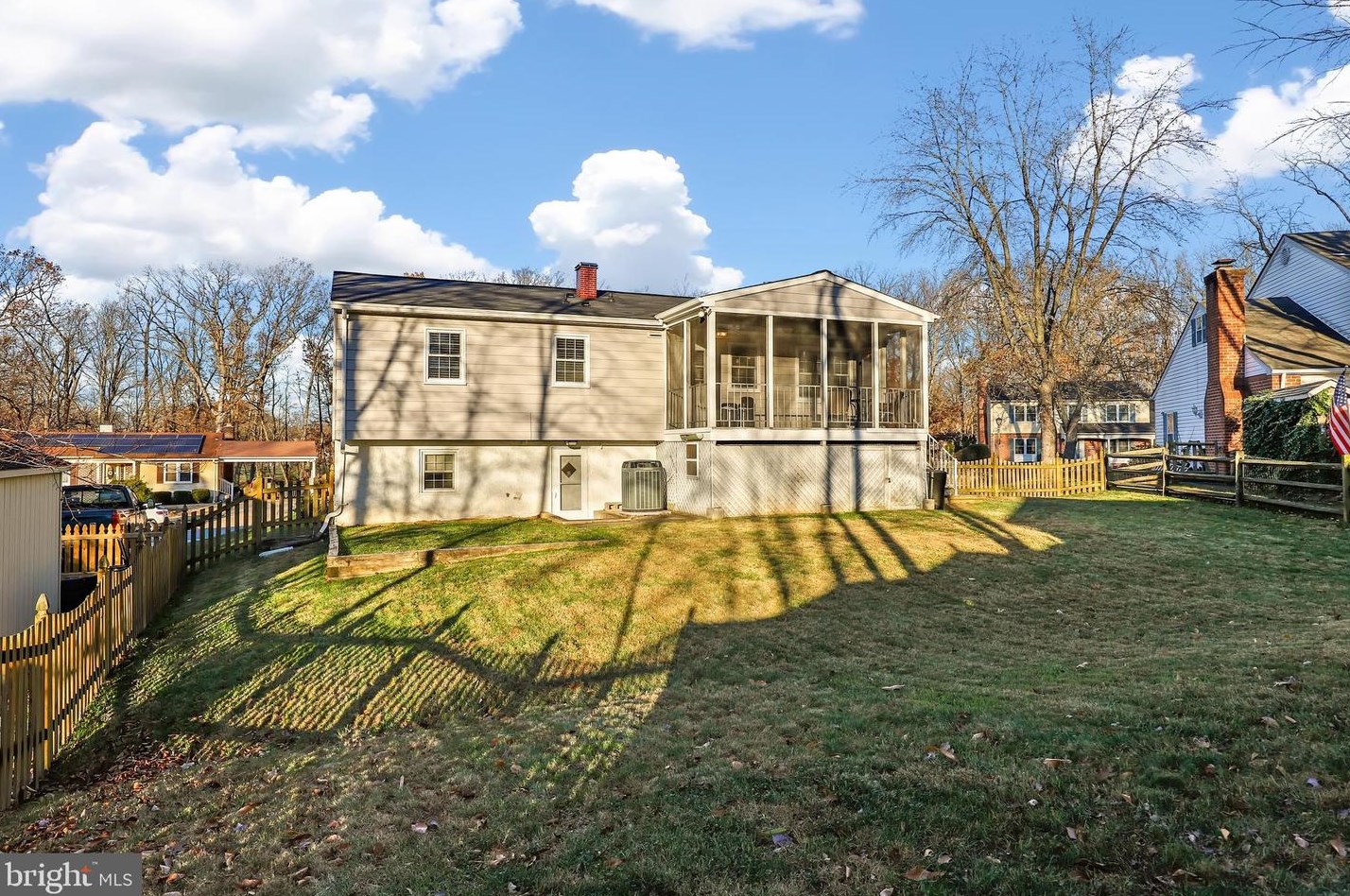 1316 Hickory Springs Cir, Baltimore MD  21228-2628 exterior