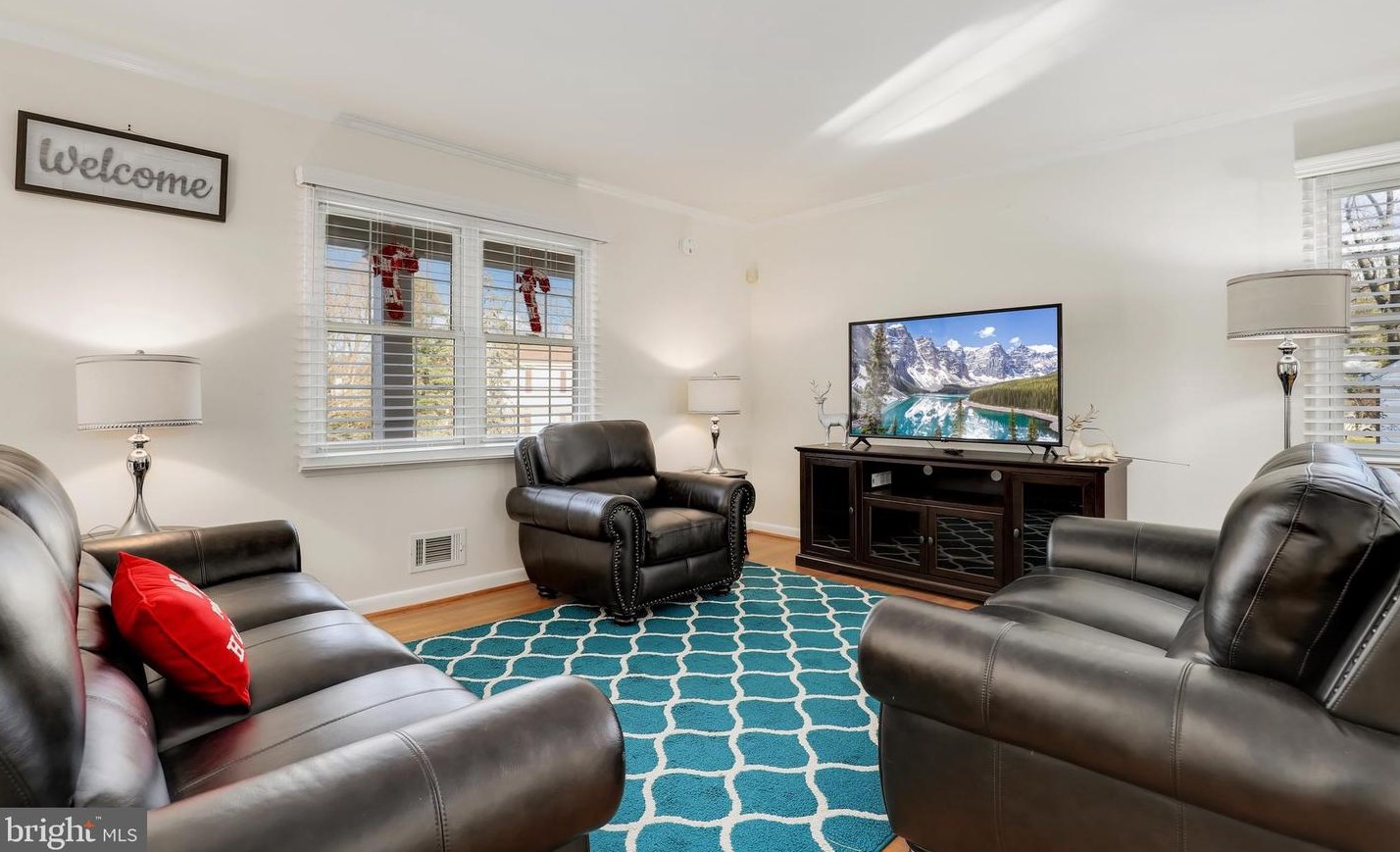 1316 Hickory Springs Cir, Baltimore MD  21228-2628 exterior