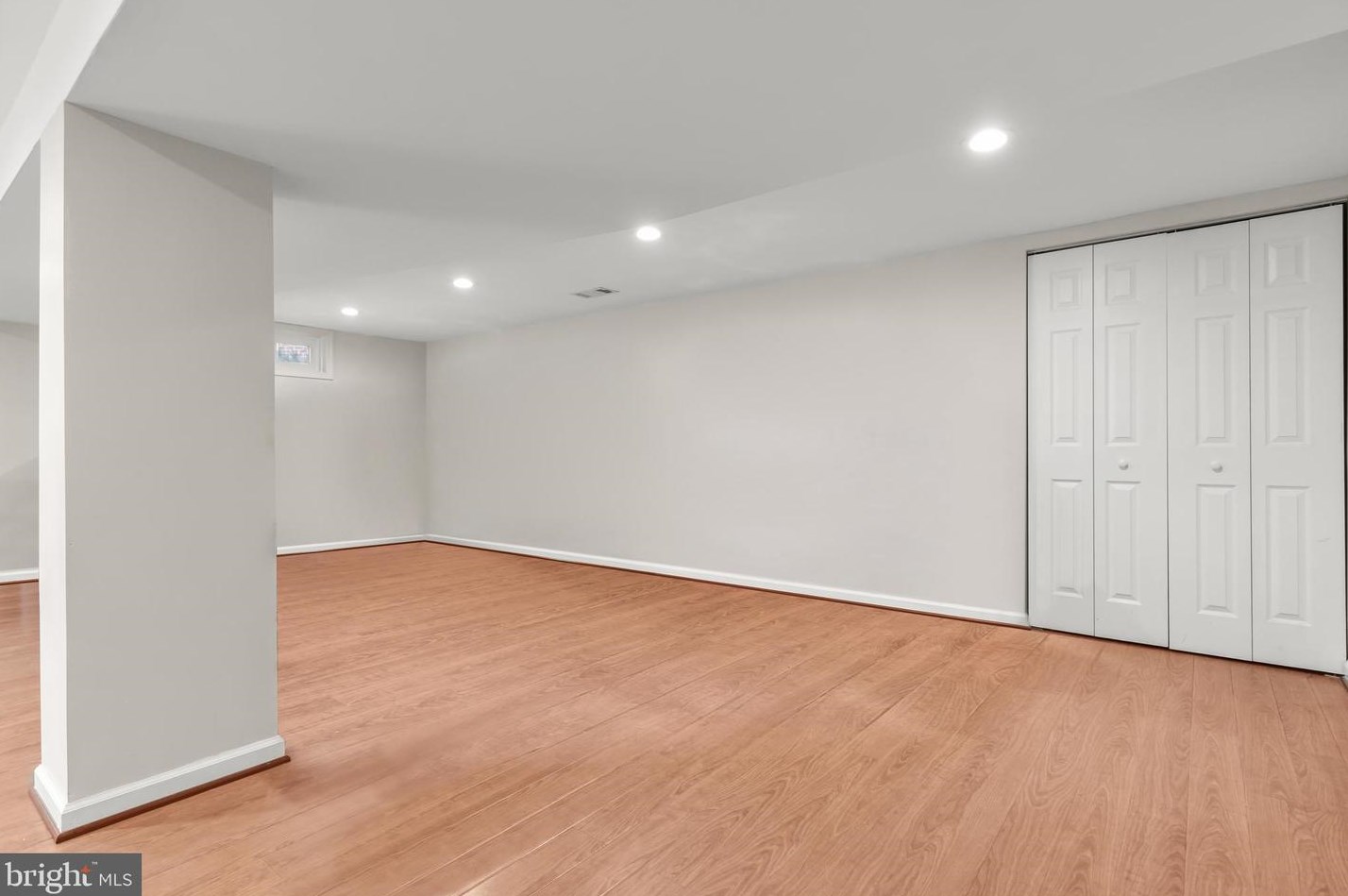 9134 Covered Bridge Rd, Baltimore MD  21234-2512 exterior